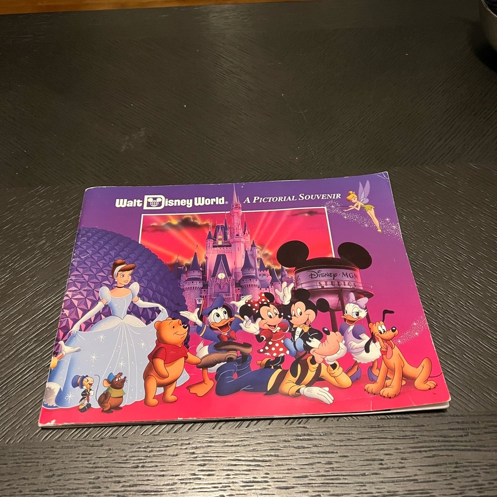 Walt Disney World pictorial souvenir book